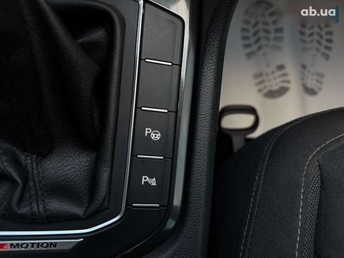 Volkswagen Tiguan 2016 - фото 24