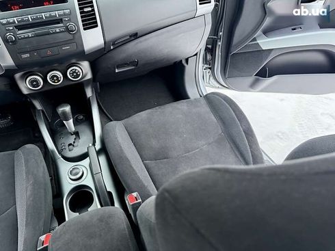 Mitsubishi Outlander XL 2007 - фото 23