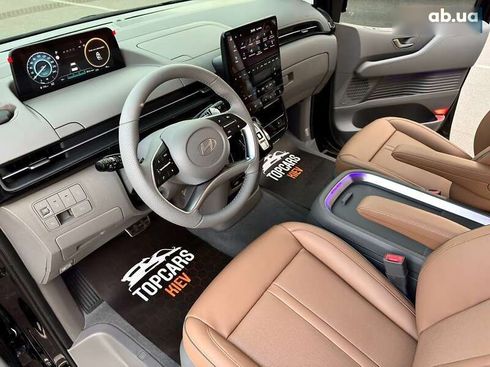 Hyundai Staria 2025 - фото 28