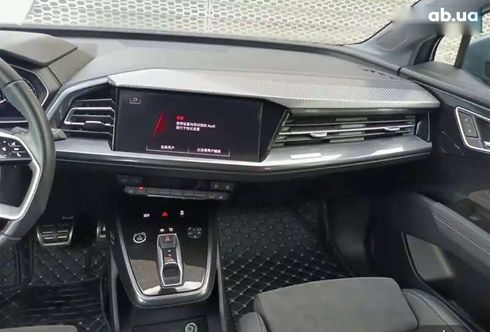 Audi Q4 e-tron 2023 - фото 12