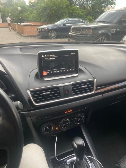 Mazda 3 2016 красный - фото 7