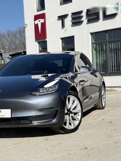 Tesla Model 3 2018 - фото 2