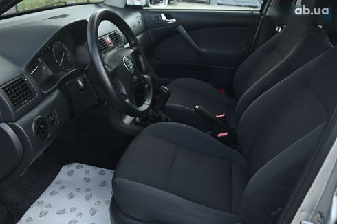 Skoda Octavia 2009 - фото 16