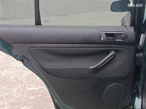 Volkswagen Golf 2001 зеленый - фото 33
