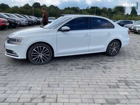Volkswagen Jetta 2015 - фото 4