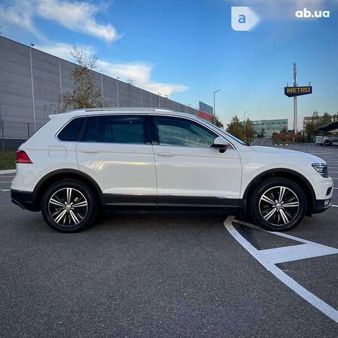 Volkswagen Tiguan 2017 - фото 2