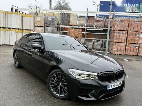 BMW 5 серия 2017 - фото 3