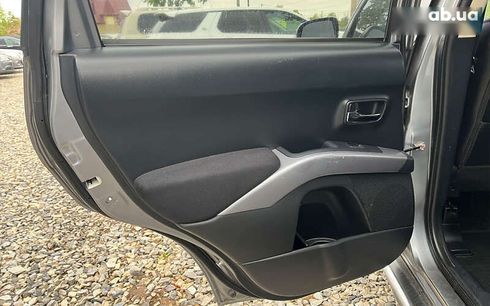 Mitsubishi Outlander 2013 - фото 13