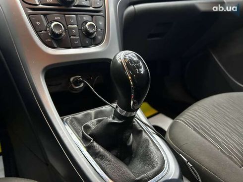 Opel Astra 2013 - фото 11