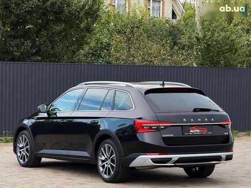 Skoda Superb 2020 - фото 6