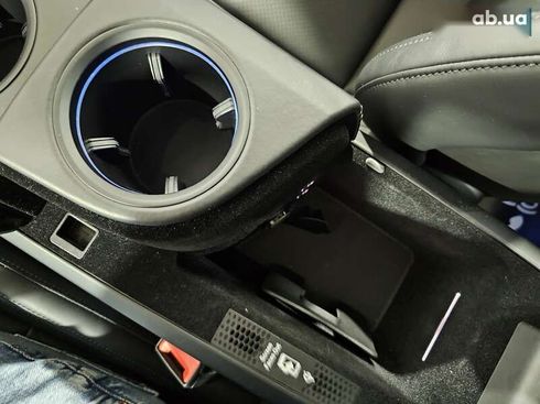 Porsche Taycan 2021 - фото 29