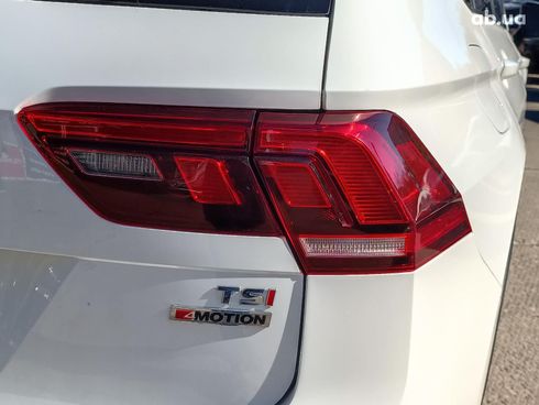 Volkswagen Tiguan 2018 белый - фото 9
