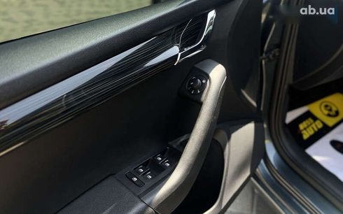 Skoda Octavia 2017 - фото 17