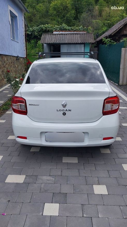 Renault Logan 2013 белый - фото 7