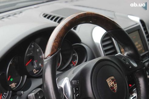 Porsche Cayenne 2011 - фото 27