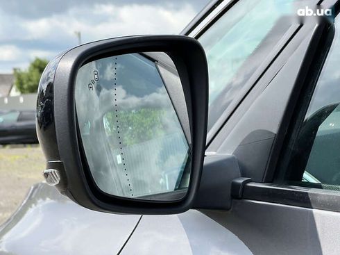 Renault Scenic 2017 - фото 18