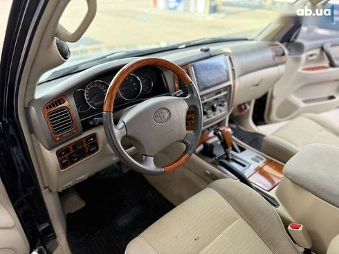 Toyota Land Cruiser 2005 - фото 13