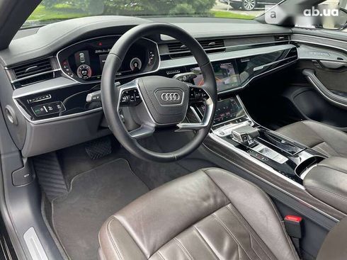 Audi A8 2021 - фото 12