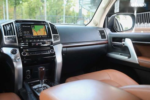 Toyota Land Cruiser 2014 - фото 13