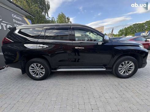 Mitsubishi Pajero Sport 2019 - фото 16