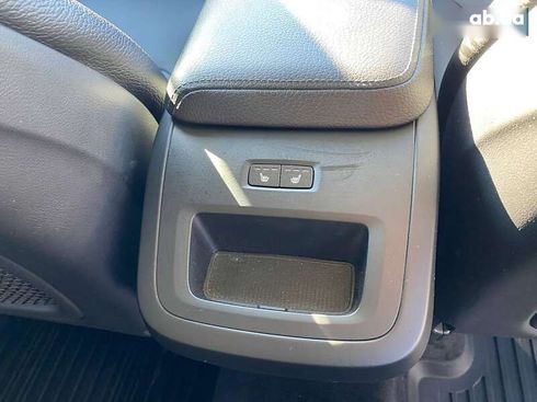 Volvo XC60 2019 - фото 22