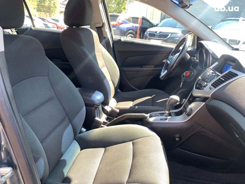 Chevrolet Cruze 2011 серый - фото 69