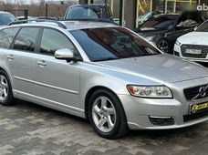 Продаж вживаних Volvo V50 2011 року в Чернівцях - купити на Автобазарі