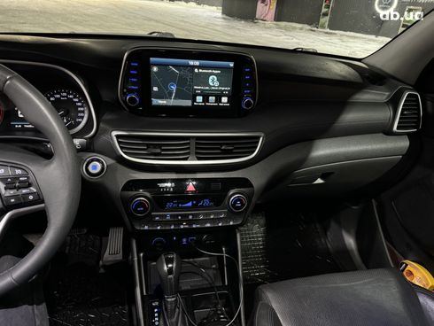 Hyundai Tucson 2020 черный - фото 17