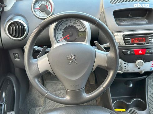 Peugeot 107 2012 черный - фото 18
