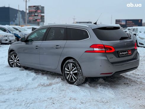 Peugeot 308 2018 серый - фото 9