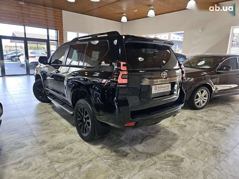 Toyota Land Cruiser Prado 2021 - фото 24