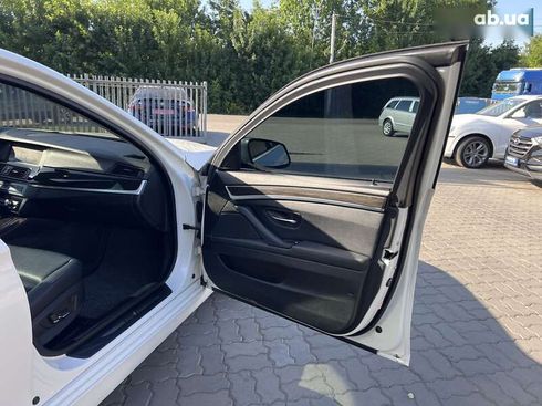 BMW 5 серия 2012 - фото 29
