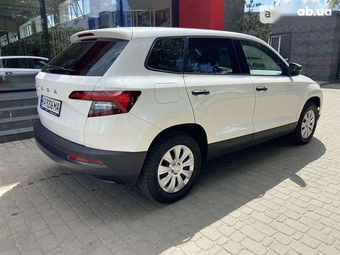 Skoda Karoq 2022 - фото 9