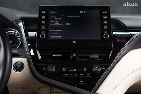 Toyota Camry 2021 - фото 14