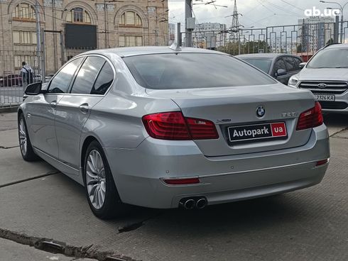 BMW 5 серия 2014 серый - фото 6