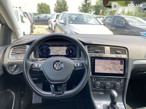 Volkswagen e-Golf 2019 - фото 29