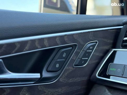 Audi Q7 2019 - фото 26