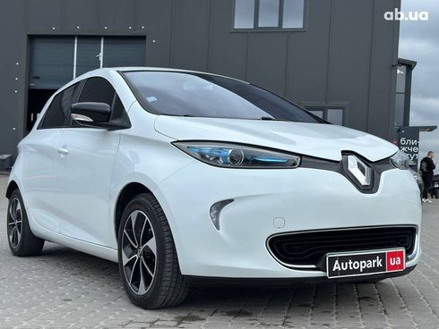 Renault Zoe 2014 белый - фото 13