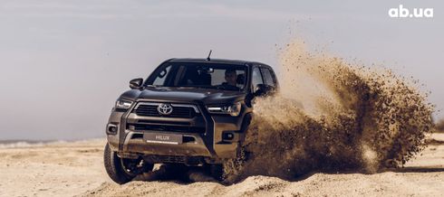 Toyota Hilux 2022 - фото 7