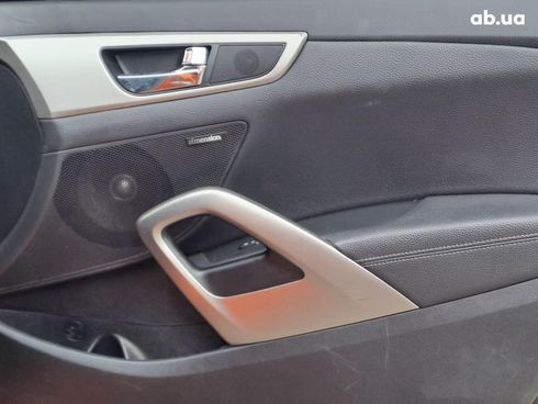 Hyundai Veloster 2016 оранжевый - фото 17