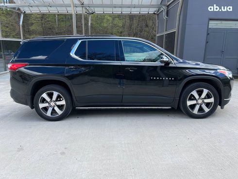 Chevrolet Traverse 2019 черный - фото 4