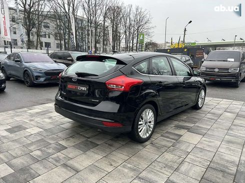 Ford Focus 2017 - фото 10