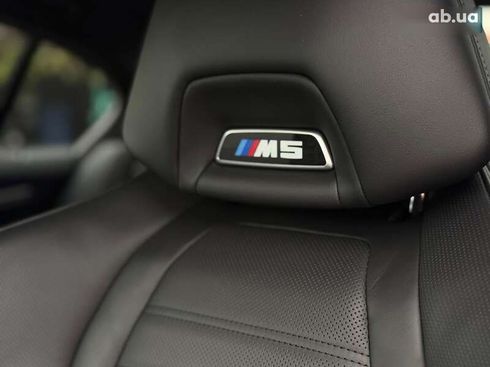 BMW M5 2022 - фото 28