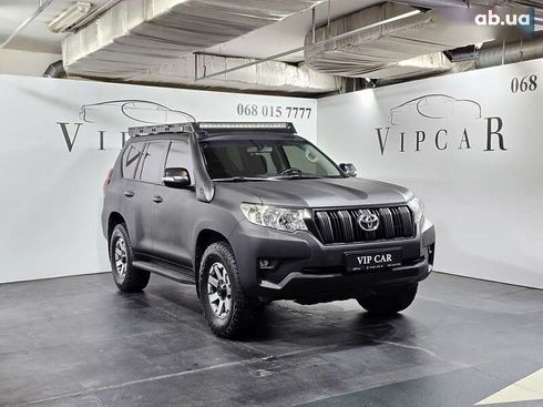 Toyota Land Cruiser Prado 2019 - фото 2
