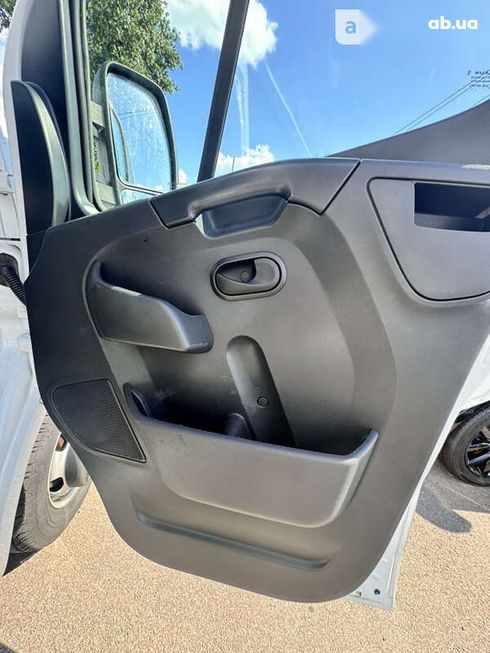 Renault Master 2019 - фото 30