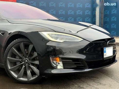 Tesla Model S 2019 - фото 16