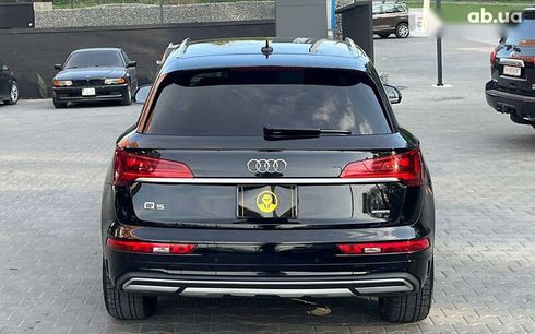 Audi Q5 2020 - фото 5