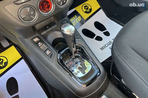 Peugeot 301 2013 - фото 15
