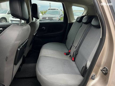 Nissan Note 2006 коричневый - фото 42