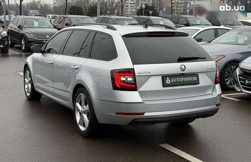 Skoda Octavia 2019 - фото 13